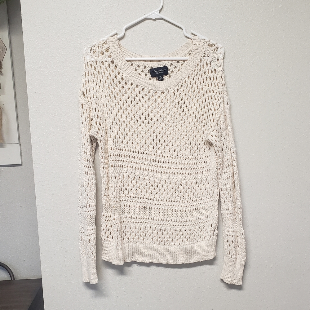 American Eagle top